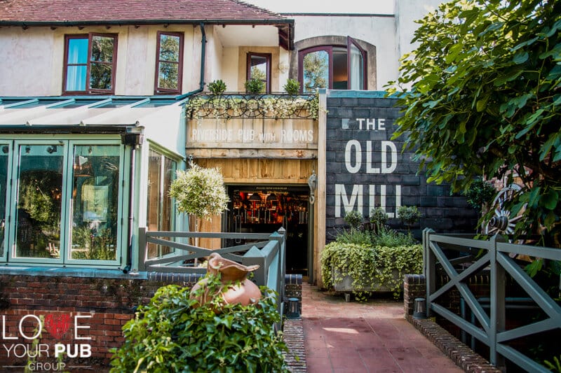Best Pubs For Sunday Lunch In The New Forest old mill (gordleton)