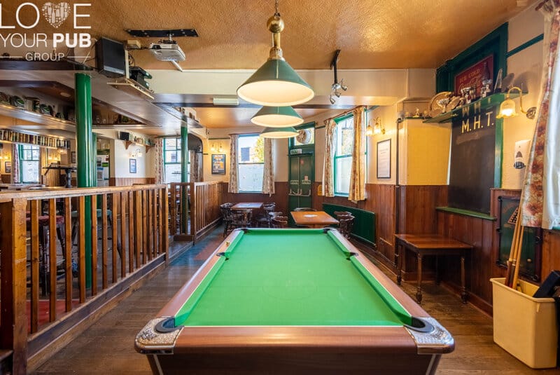 Best Pubs With Free Pool In Gosport - Enjoy At The Market House Tavern !