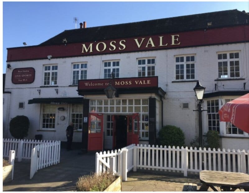 moss vale urmston