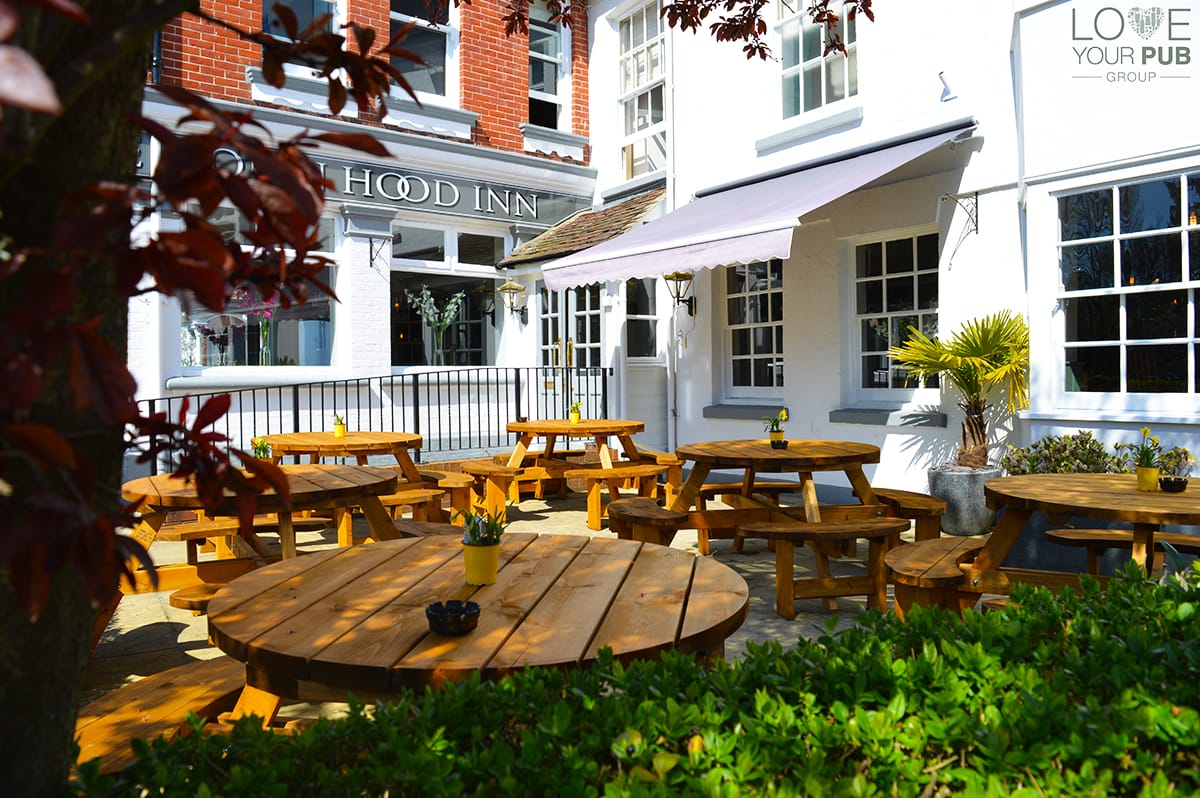 Lovely Hampshire Pubs  - The Robin Hood Inn Rowlands Castle