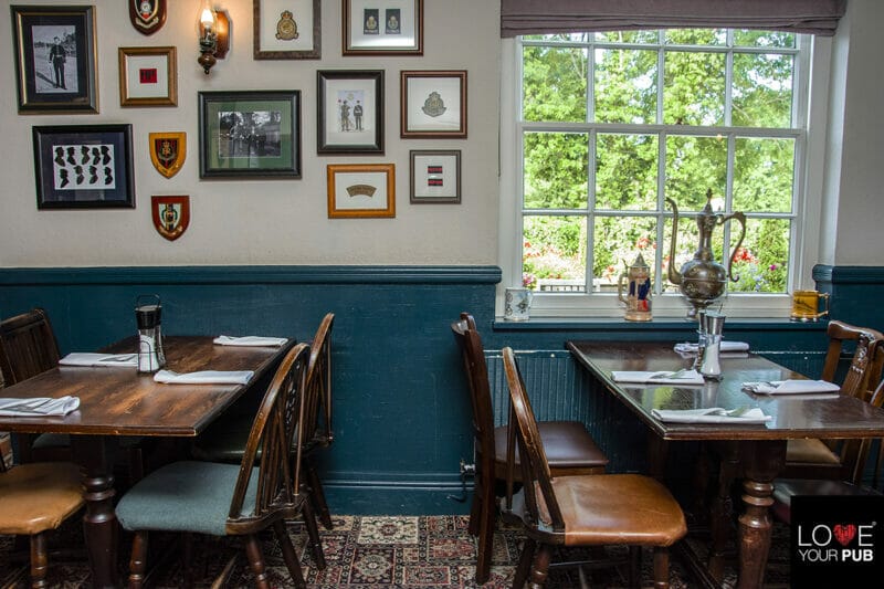 Best Pubs In Hampshire - Book Your Tables At The Red Lion Southwick !