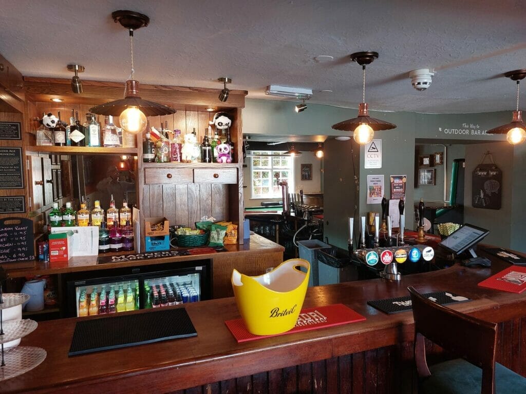 Lease A Pub In Irthlingborough – Run The Leather Bottle !