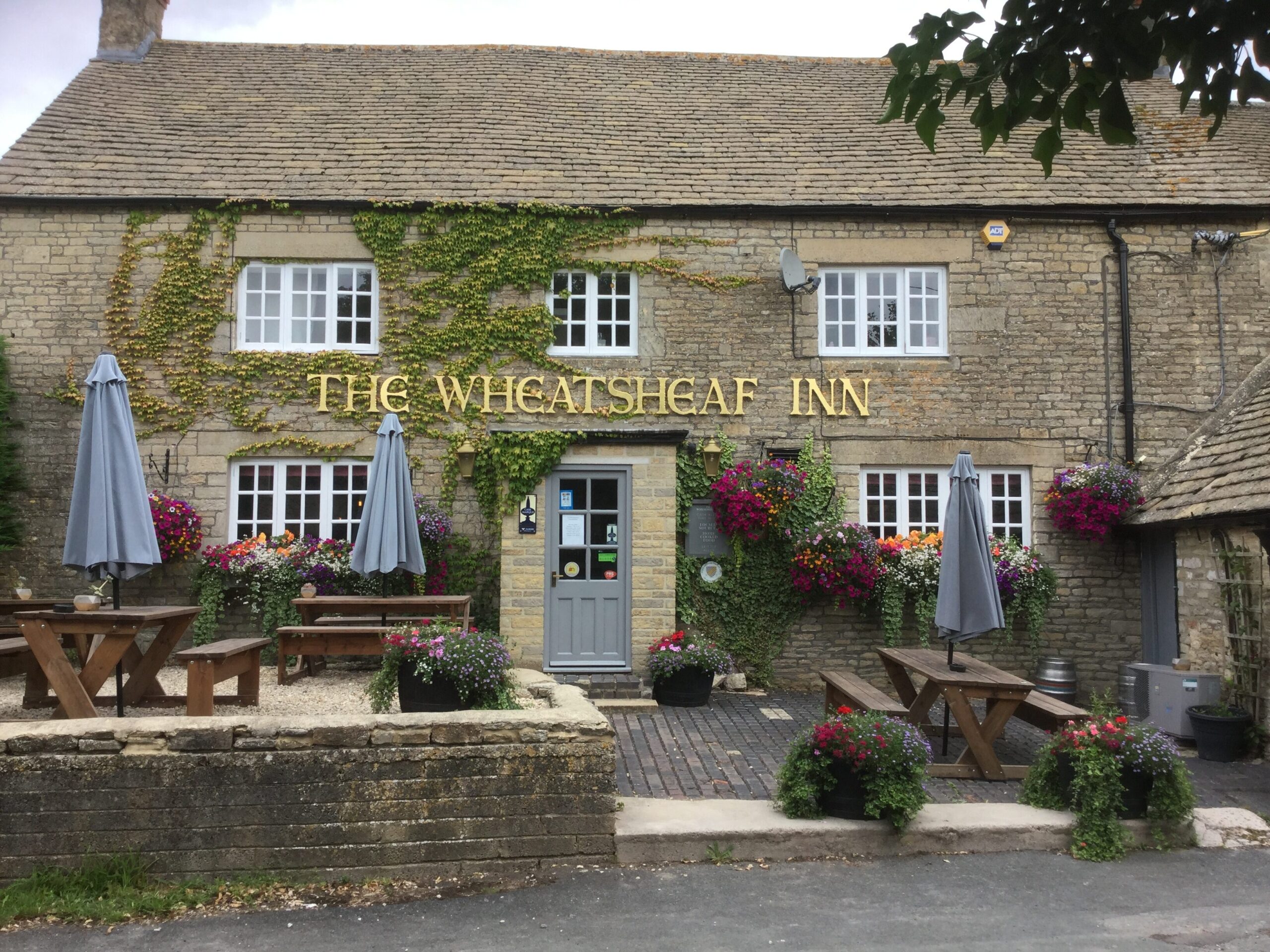 Let A Pub In Malmesbury – Run The Wheatsheaf Inn !