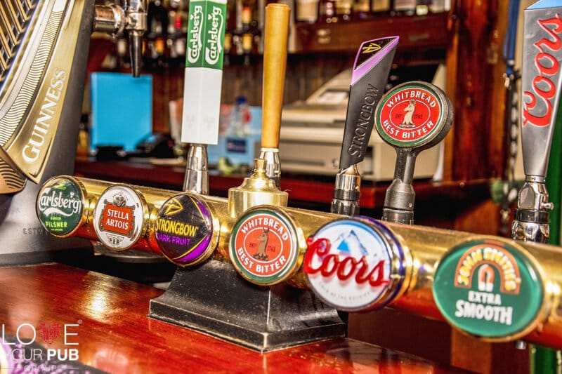 Pubs With Drinks Deals In Gosport - Enjoy At The Market House Tavern !