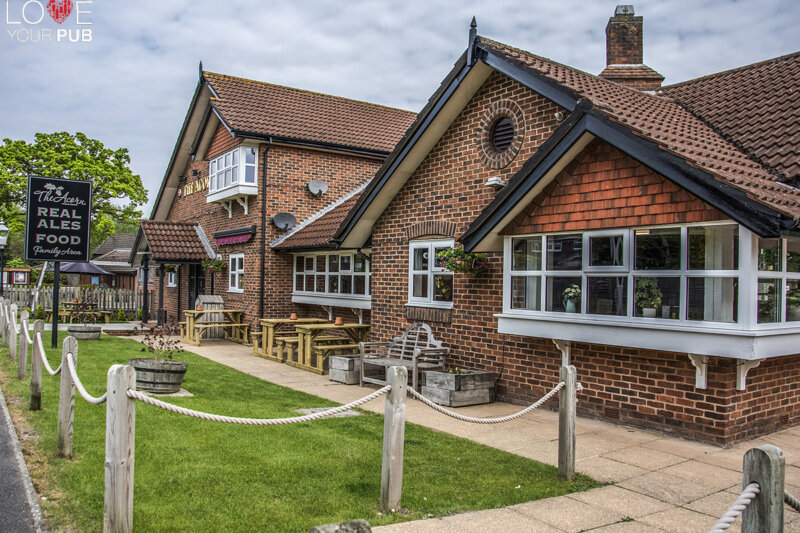 Looking for the best pubs for live music in Poole ? Then be sure to visit The Acorn Creekmoor !    