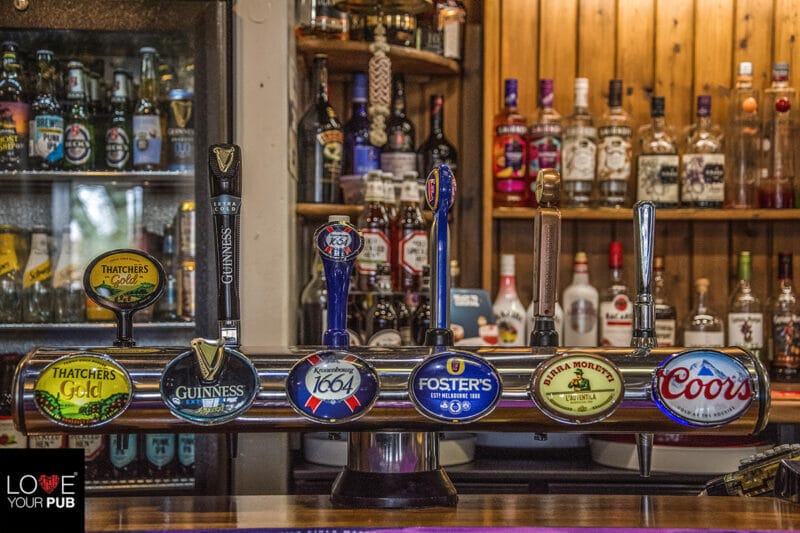 Best Pubs In Gosport For Live Music - Enjoy At The Carisbrooke Arms !