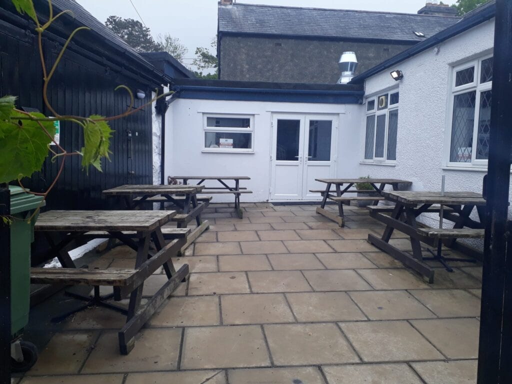 Lease A Pub In Fairbourne - The Garthangharad Is Available !