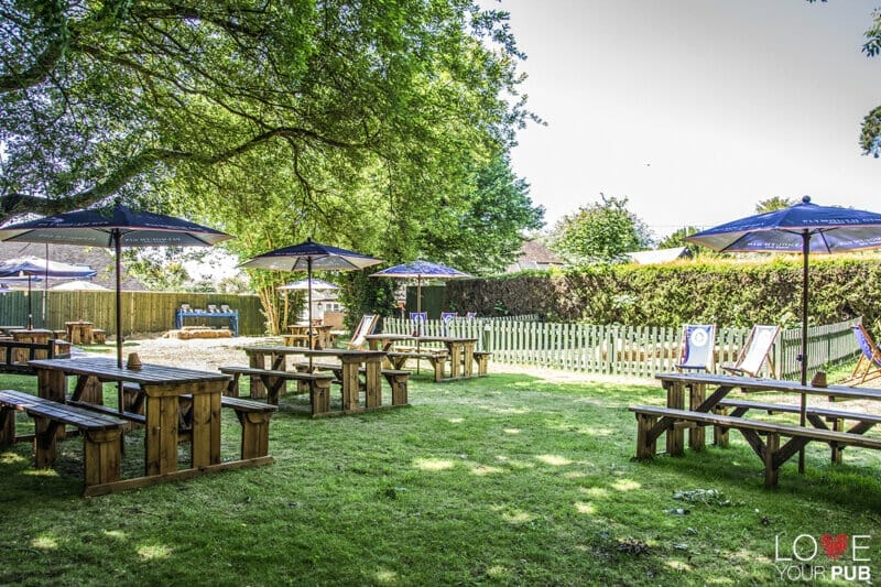 Pubs With Food In Romsey - New Summer Menu At The Hunters Inn !