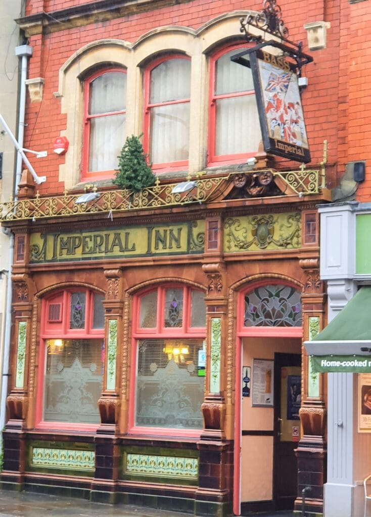 Let A Pub In Gloucester – Run The Imperial Inn !