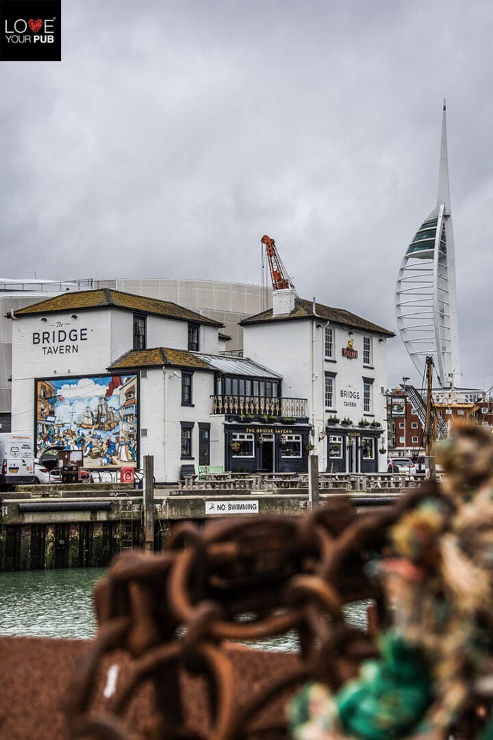 Best Pubs For Fathers Day In Old Portsmouth - Celebrate Dad At The Bridge Tavern !