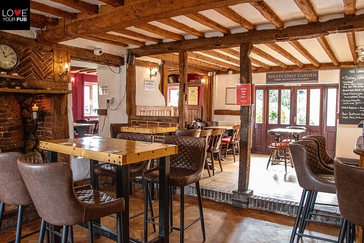 Pubs With Live Music In West Sussex - Enjoy At The Lamb Pagham !