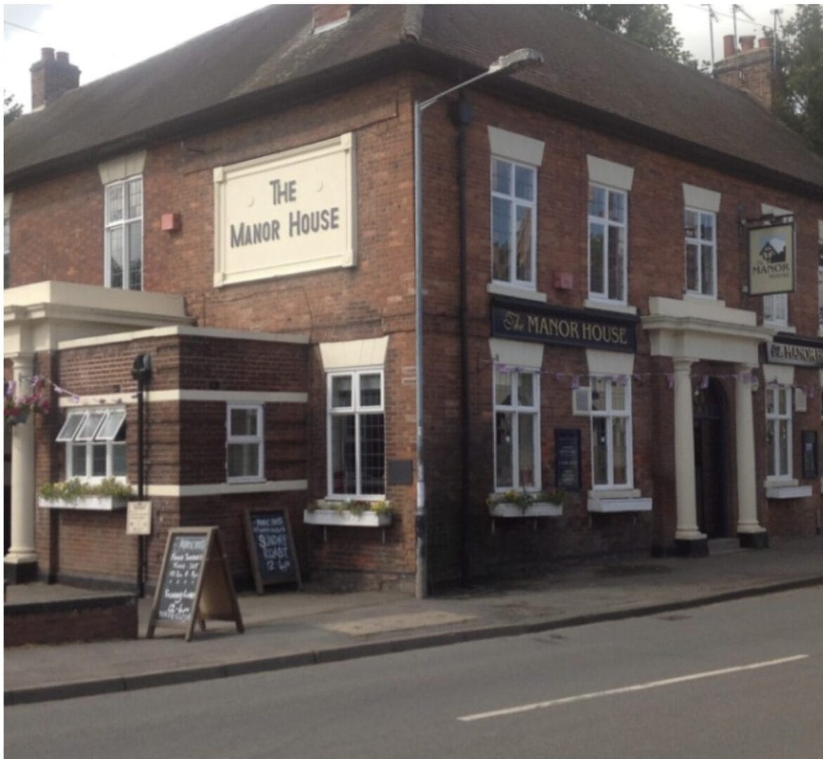 Let A Pub In Coventry - Run The Manor House !
