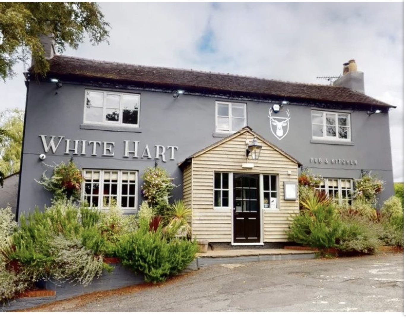 Management Partnership Pubs In Crewe – Run The White Hart !