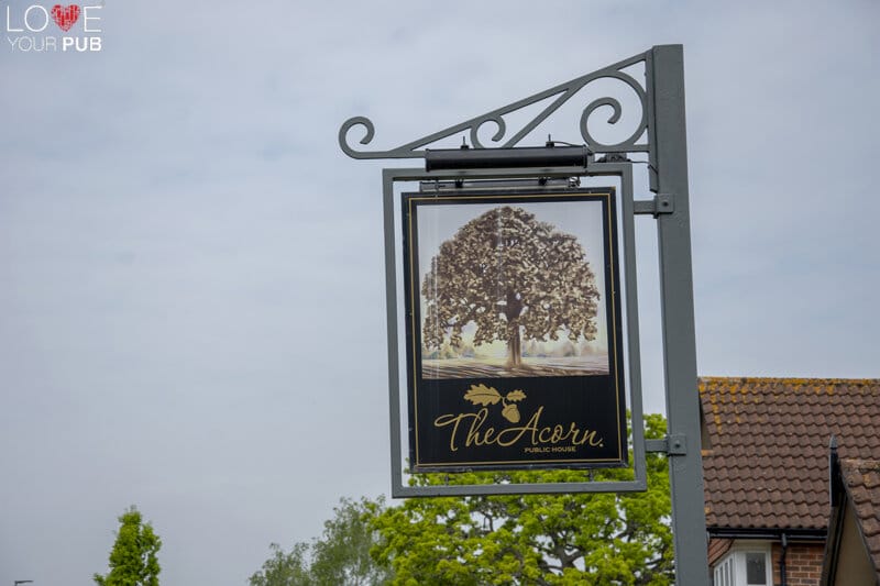 Best Pubs In Poole – The Acorn Creekmoor Has A New Ale To Try !