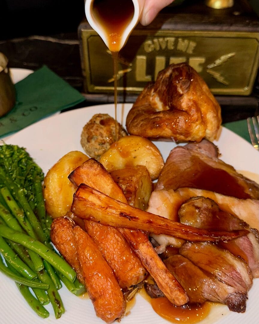 Best Places For Sunday Lunch In Southsea - Book Now And Enjoy Hannibal's Roast At Ripper !