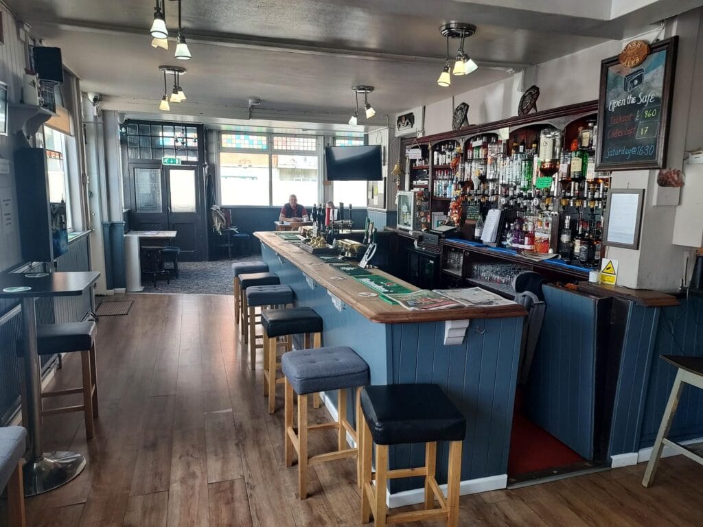 Lease A Pub In Gosport – The Five Alls Is Available !