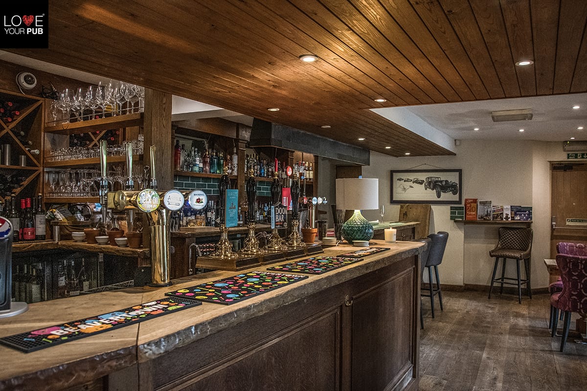 Pubs With Happy Hour In Chichester - Enjoy At The Earl Of March Lavant !