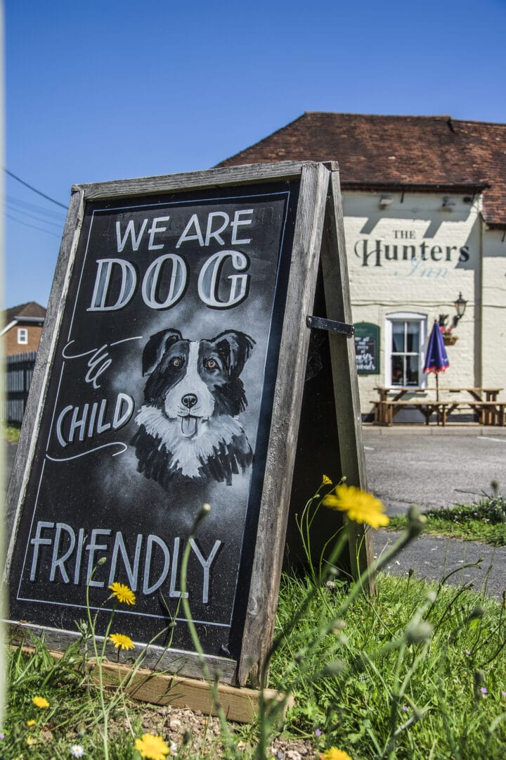 Pubs For Fathers Day In Romsey - Spoil Dad At The Hunters Inn !