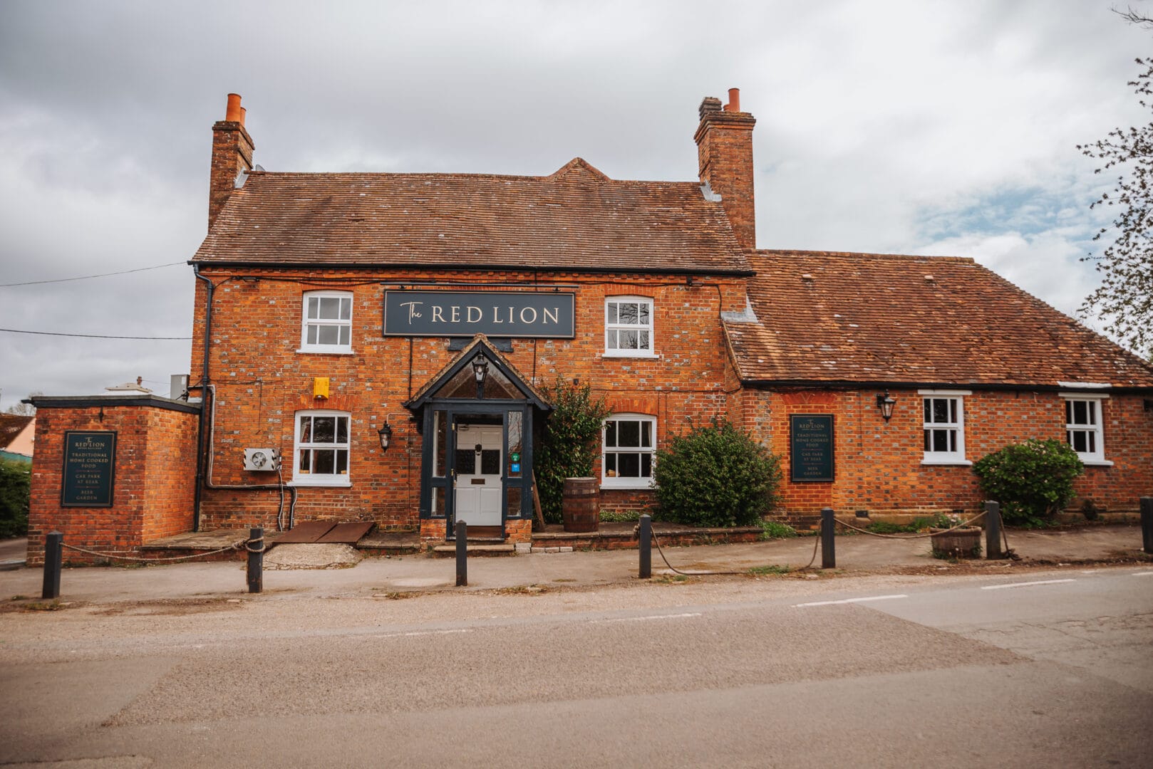 The Red Lion Upper Basildon