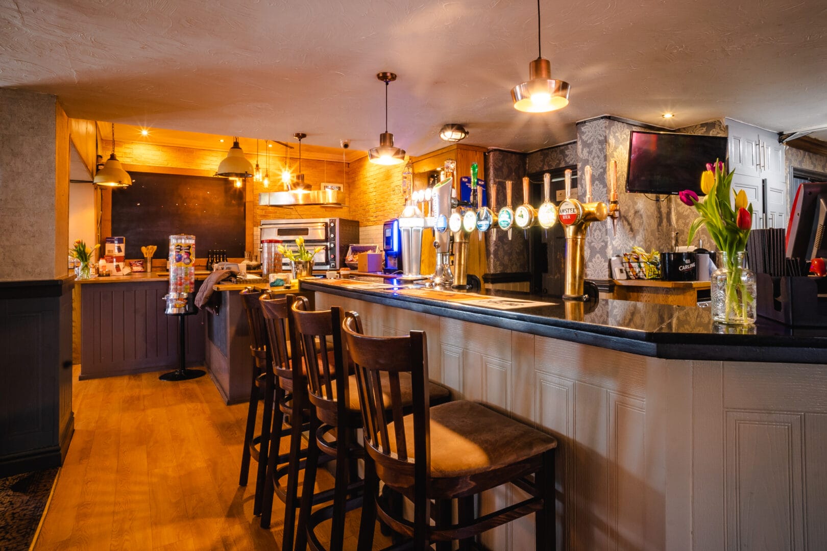 Best Pubs For Breakfast In Curbridge - Dine At The Horse & Jockey !