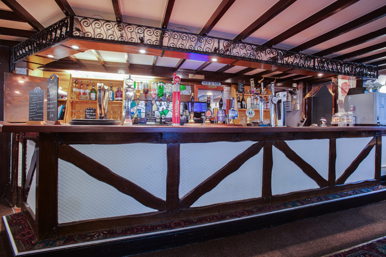 DUKE-OF-YORK-BARLASTON-Stoke-on-Trent-3