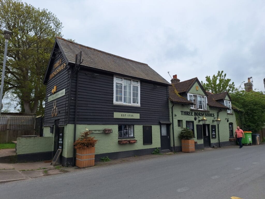 Three Horseshoes